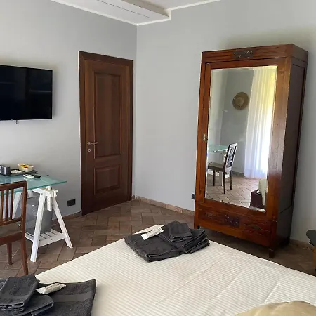 Il Salice נוברה