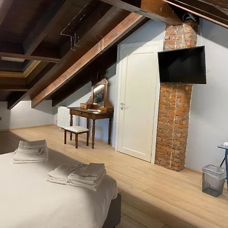 Pensjonat Il Salice Novara